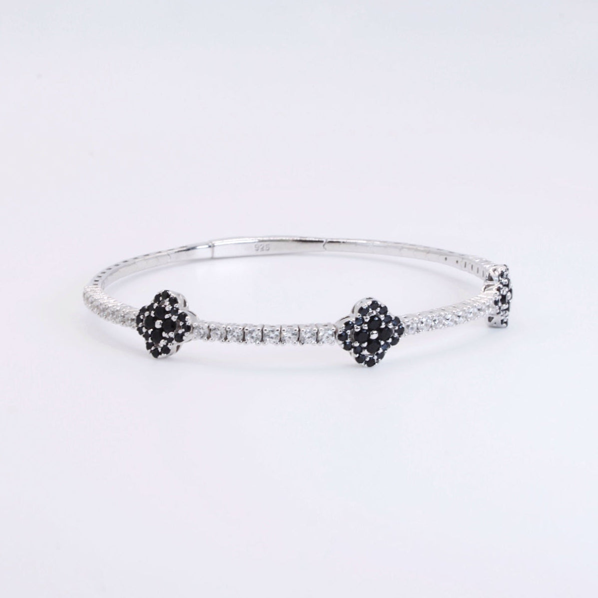 Tennis Trebol Bracelet