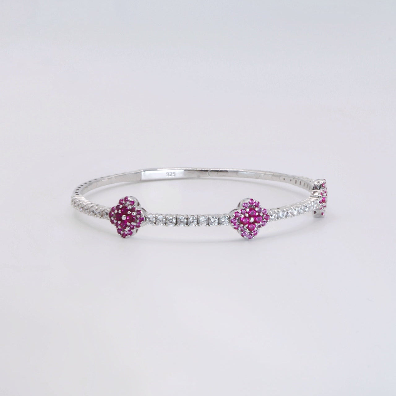 Tennis Trebol Bracelet