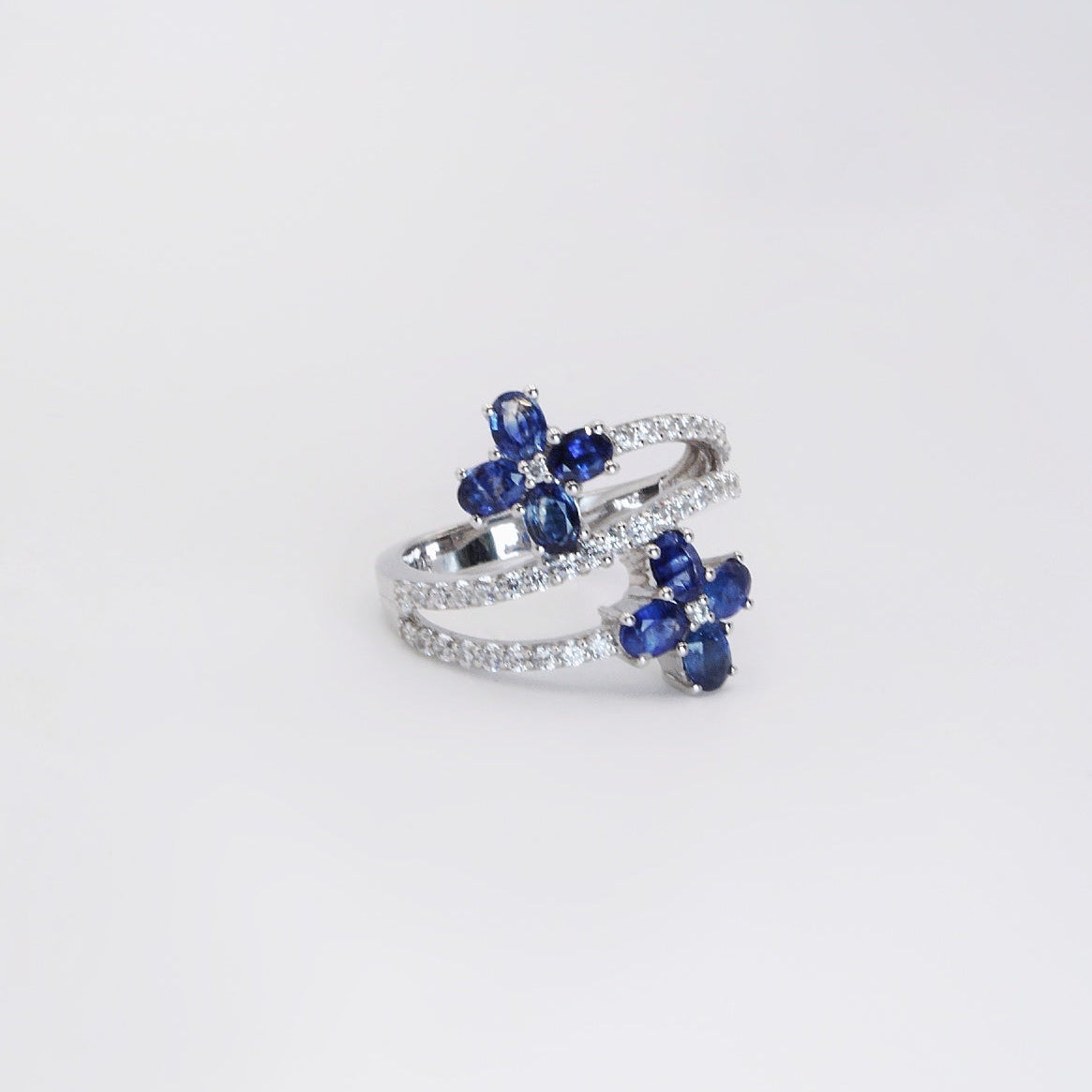 Natural Sapphire Flowers Ring