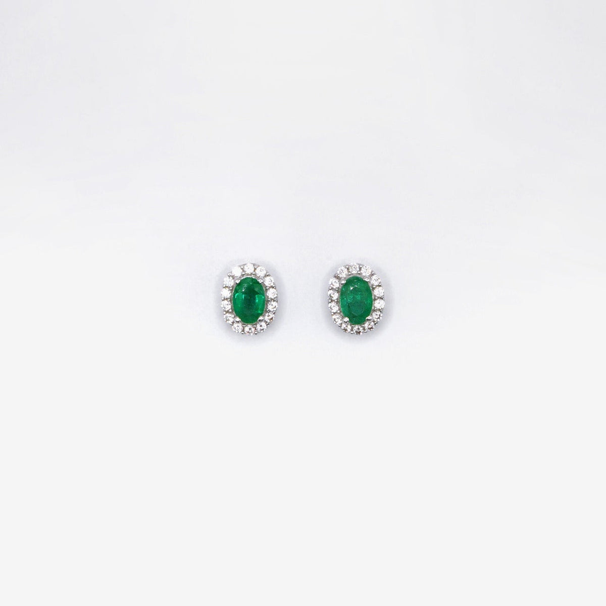 Natural Emerald Oval Earring